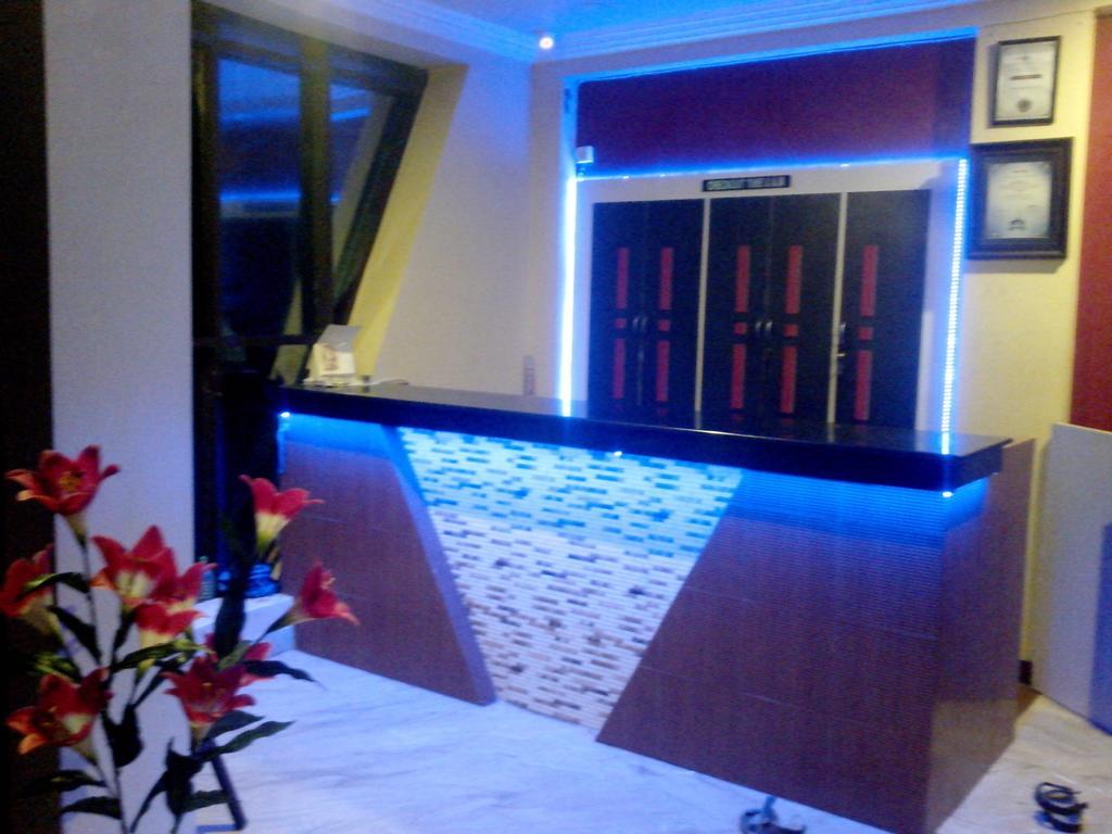 Hotel Golden Dust Puri Exterior foto