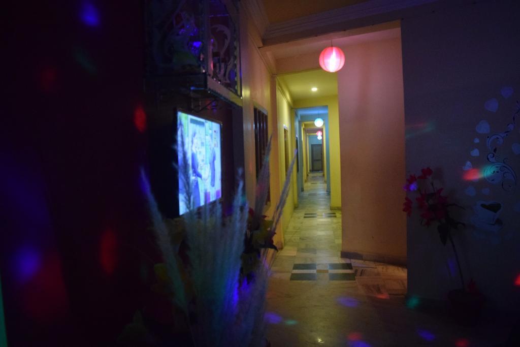 Hotel Golden Dust Puri Exterior foto